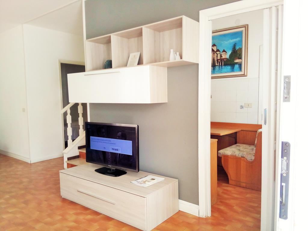 Hotel Villa Luisa ลินญาโน ซับเบียโดโร ภายนอก รูปภาพ